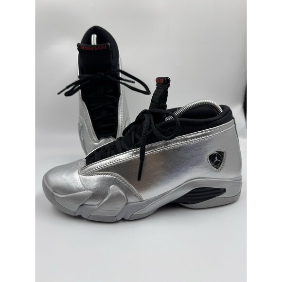 Women Air Jordan 14 Retro Low Metallic Silver DH4121-060 Size 9 - Picture 1 of 16